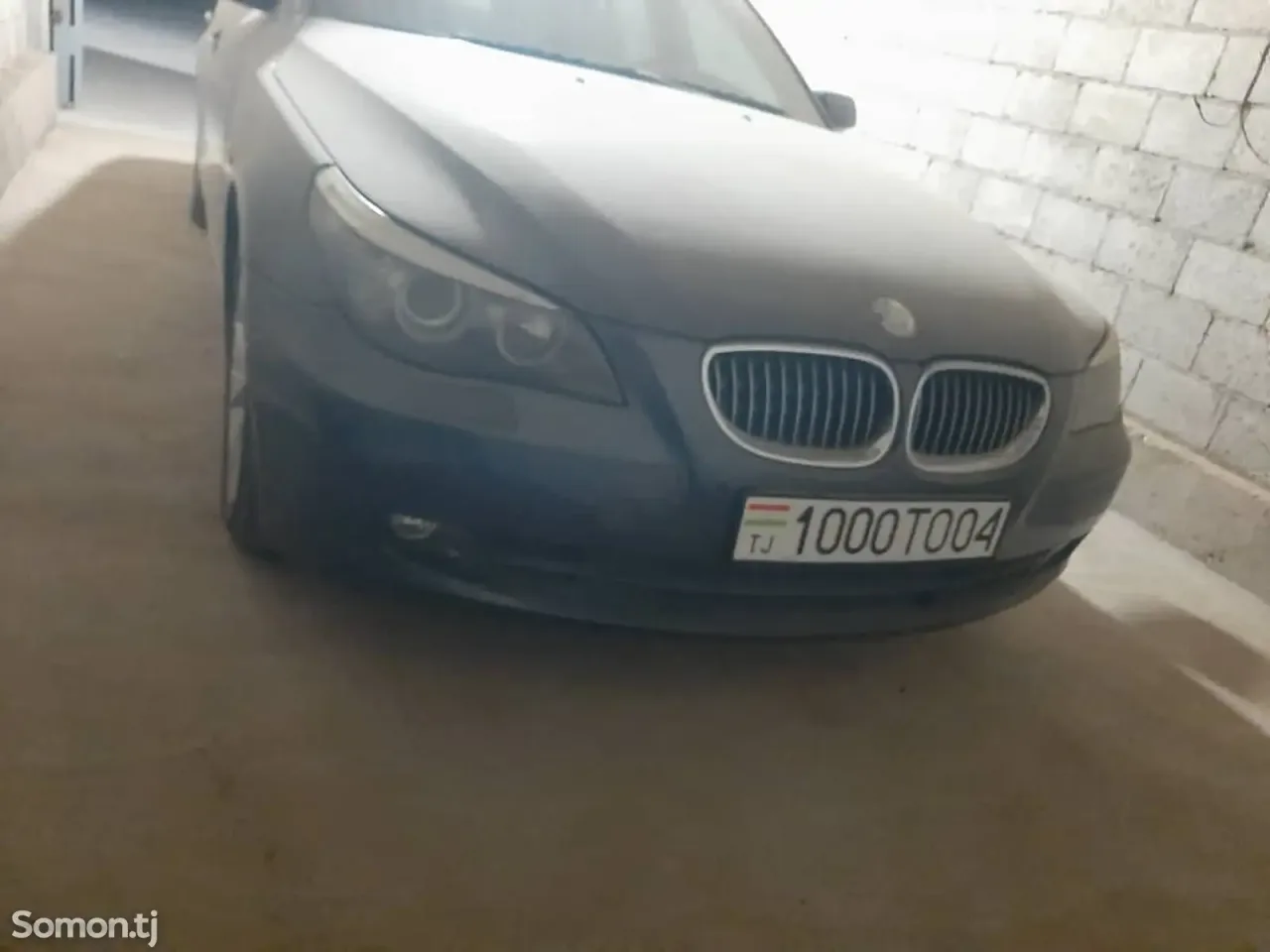 BMW 5 series 2009 · 2.5 AT