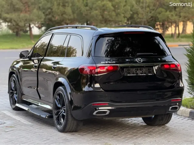 Mercedes-Benz GLS 2025 · 4.5 AT