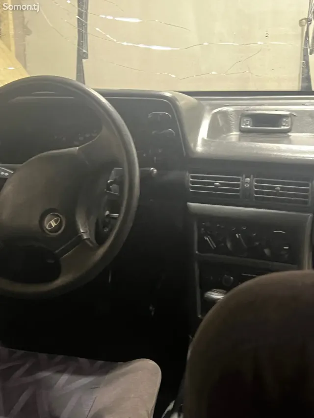 Daewoo Nexia 1996 · 1.6 MT