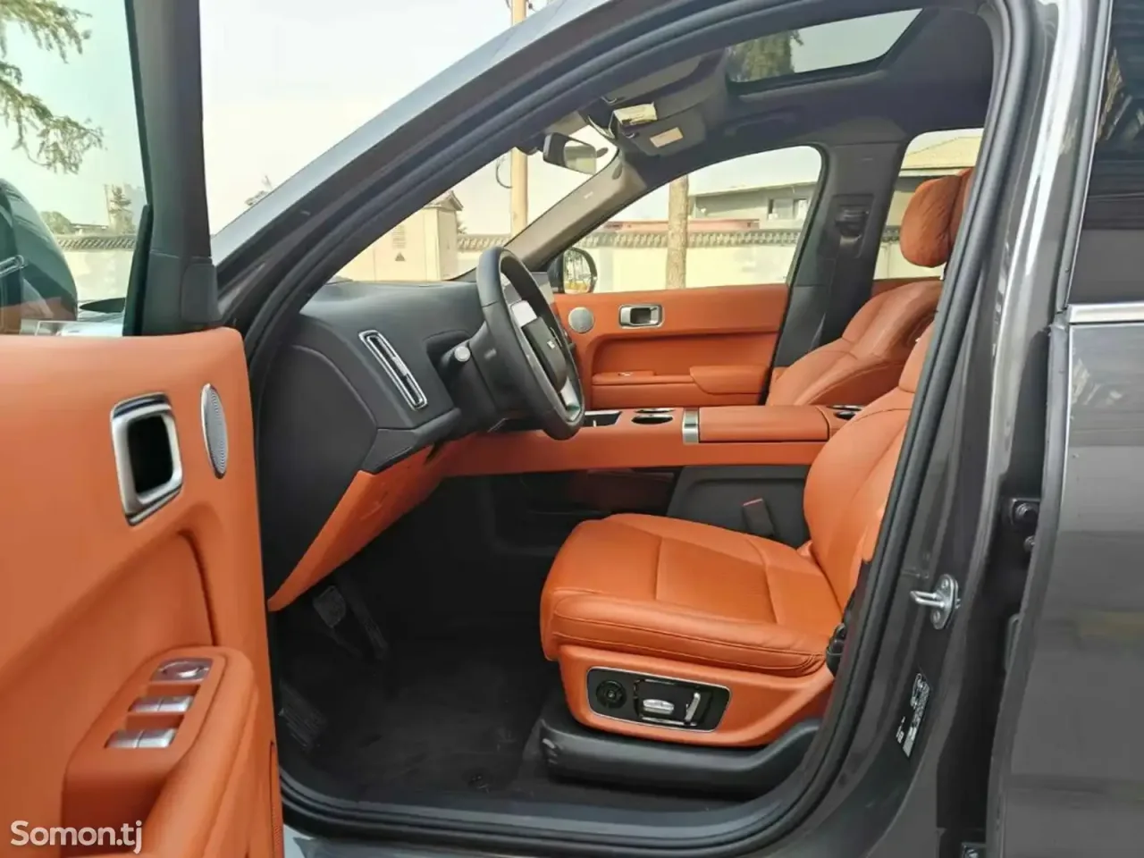 Li Auto (Lixiang) L8 2025 · CVT
