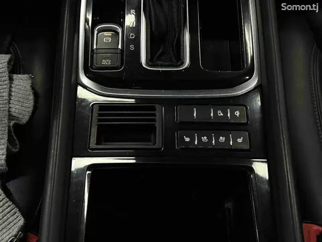 GAC Trumpchi GS8 2017 · 2.0 AT