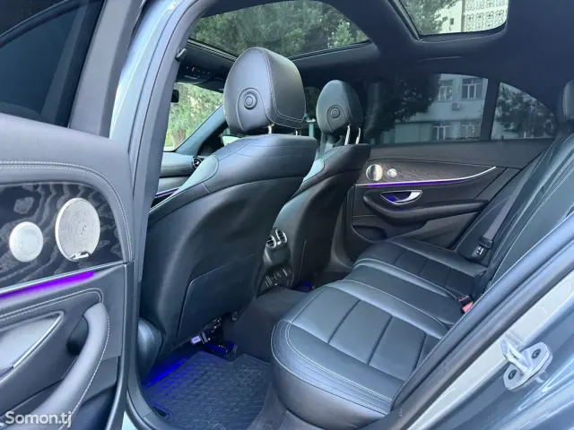 Mercedes-Benz E class 2021 · 3.0 AT