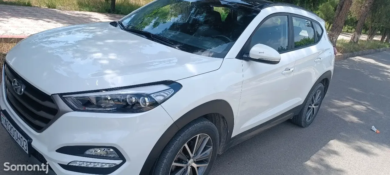 Hyundai Tucson 2015 · 2.0 AT