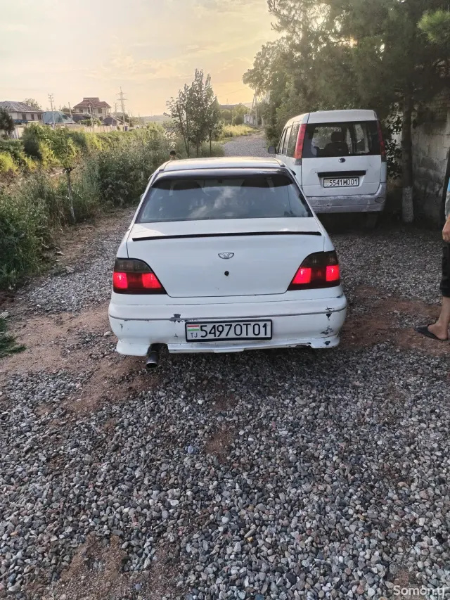 Chevrolet Nexia 1996 · 1.6 MT
