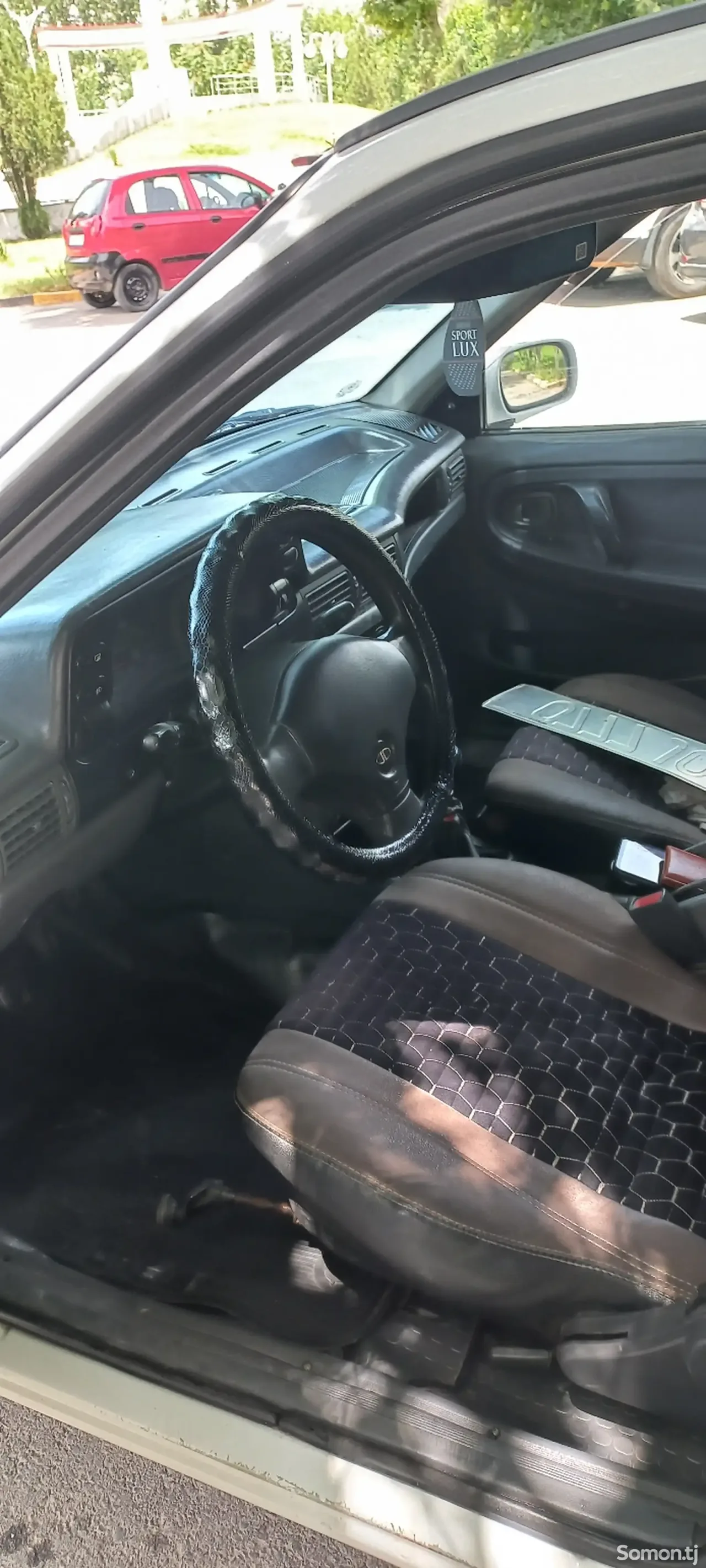Daewoo Nexia 1994 · 1.6 MT