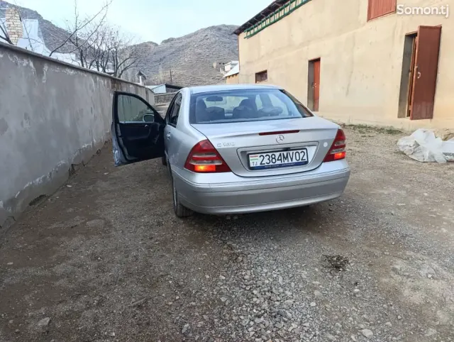 Mercedes-Benz C class 2000 · 1.8 AT