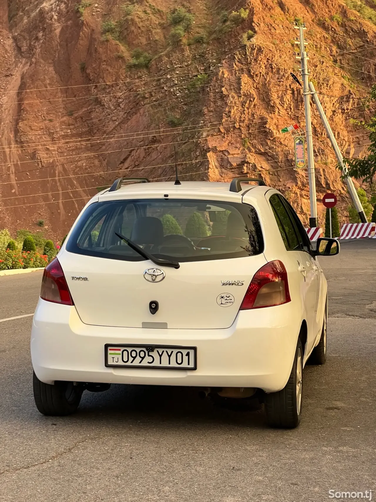Toyota Yaris 2008 · 1.3 AT
