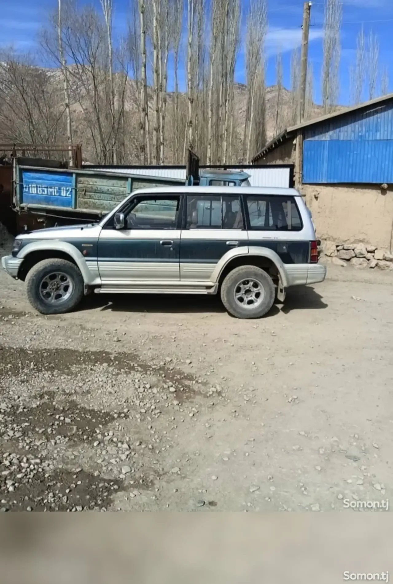 Mitsubishi Pajero 1993 · 3.0 AT
