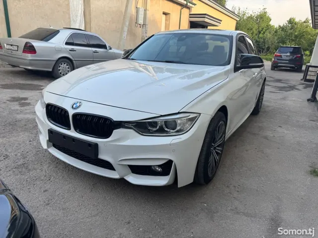 BMW 3 series 2014 · 2.0 AT