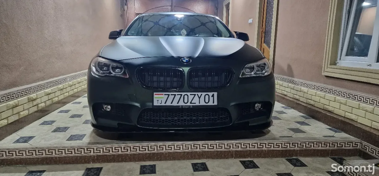 BMW 5 series 2013 · 3.0 AT