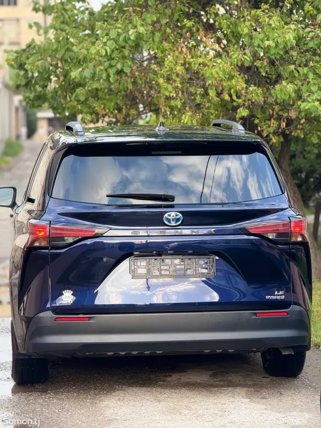 Toyota Sienna 2022 · 3.0 AT