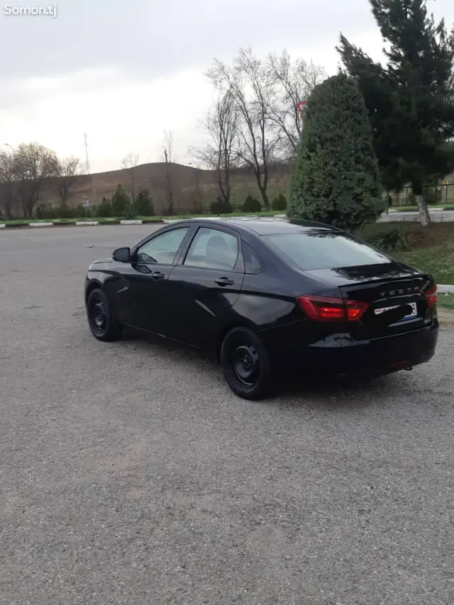 Lada (ВАЗ) Vesta 2019 · 1.6 MT