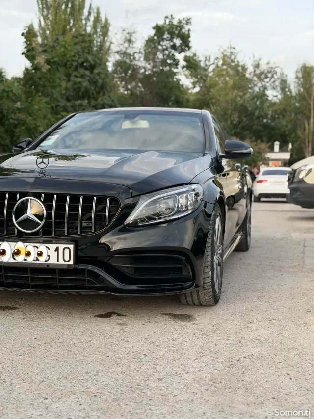Mercedes-Benz C class 2017 · 2.0 AT