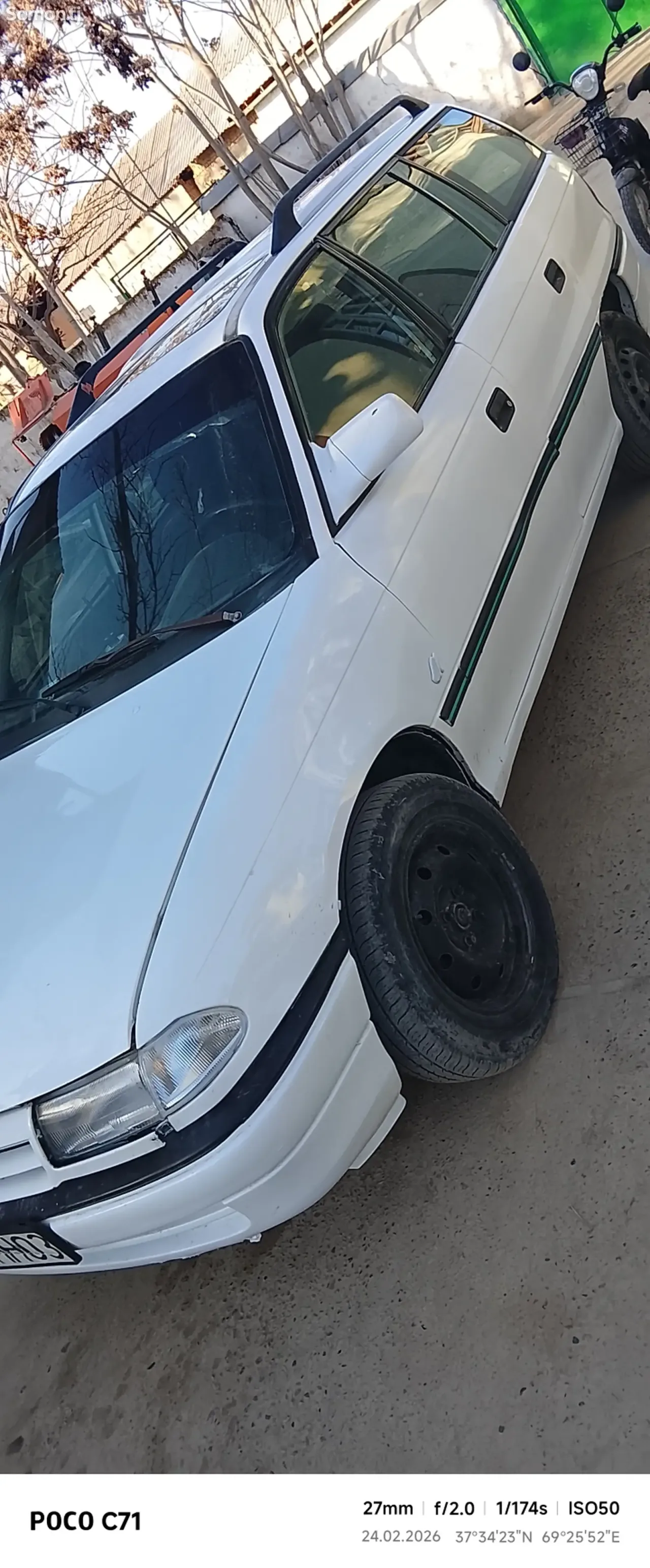 Opel Astra F 1994 · 1.6 MT