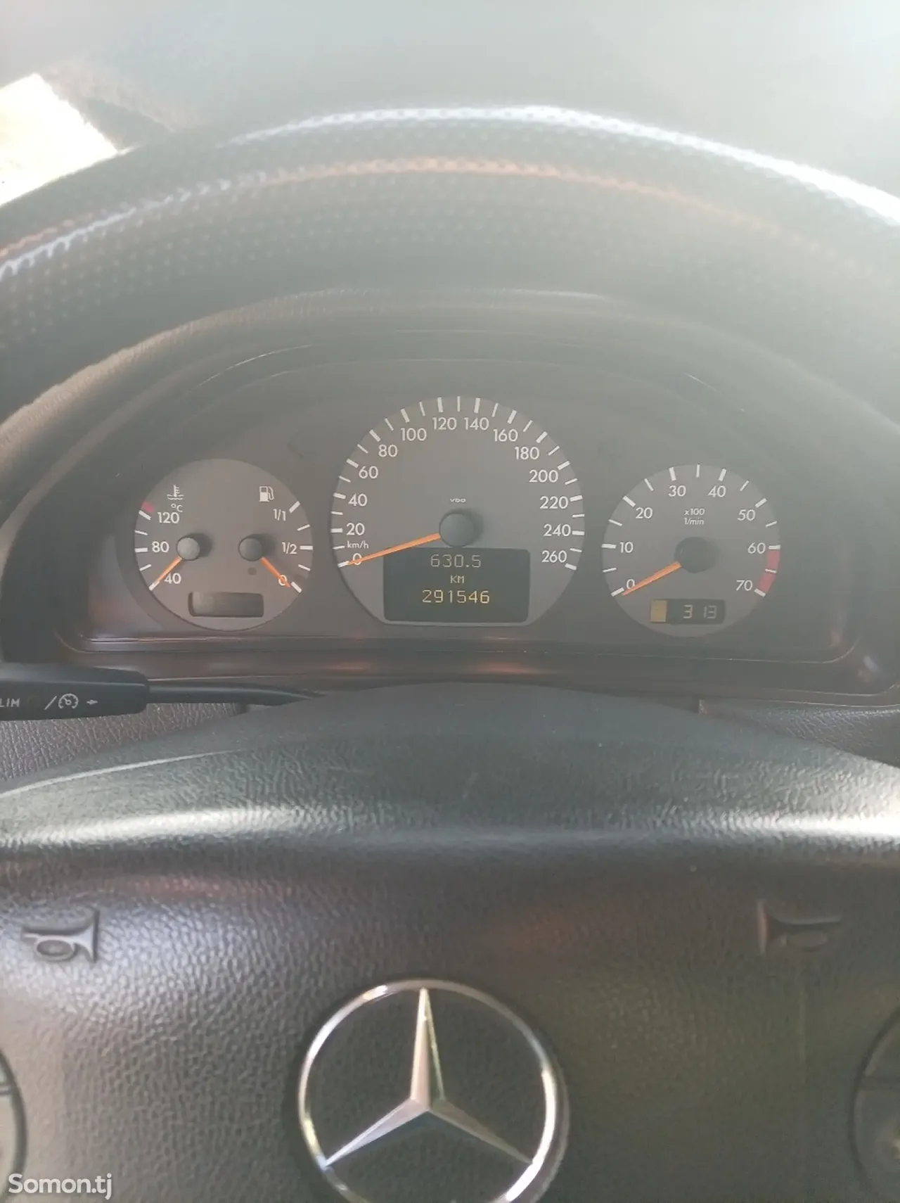 Mercedes-Benz E class 2000 · 2.8 AT