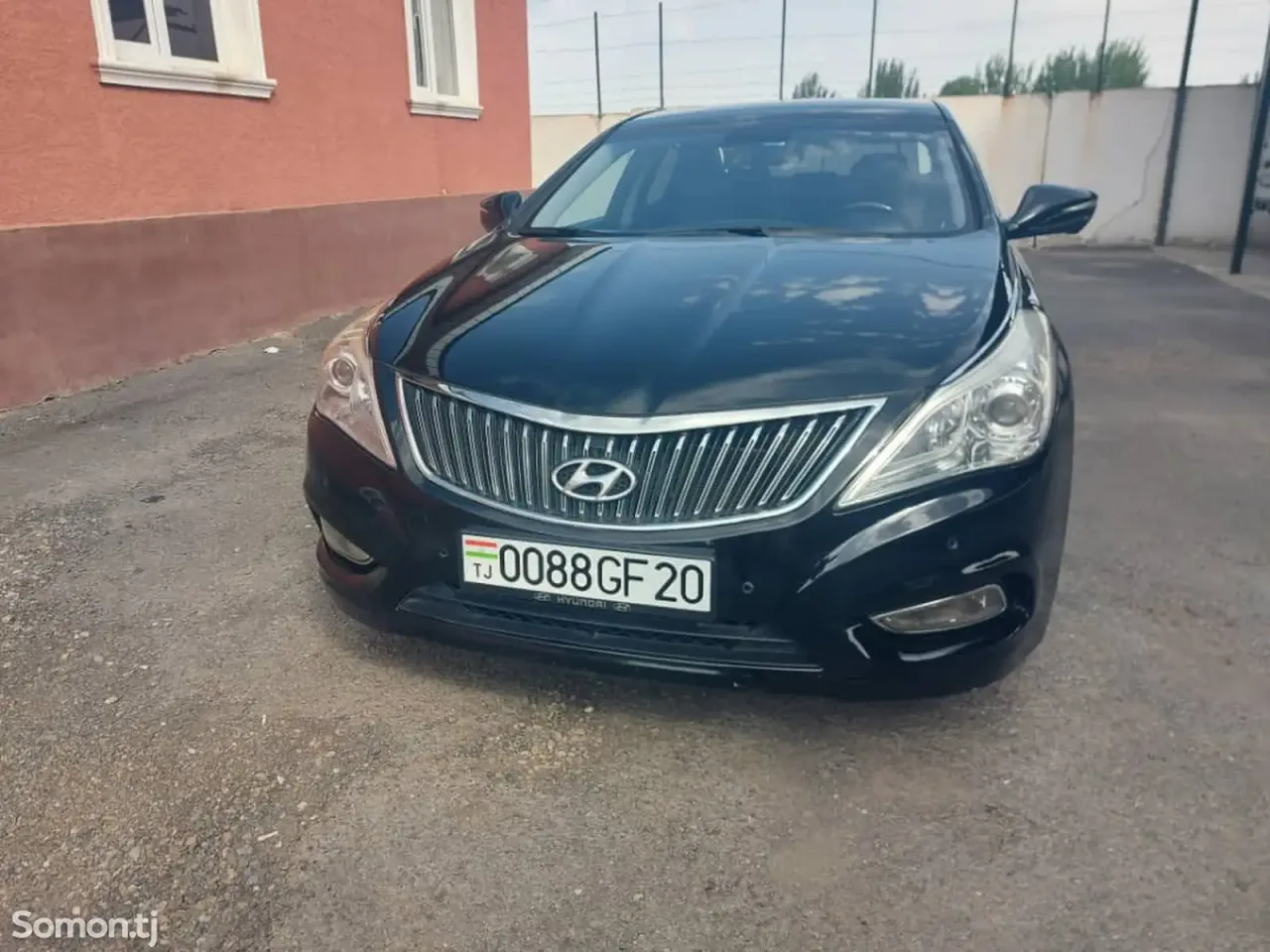 Hyundai Grandeur 2015 · 3.0 AT