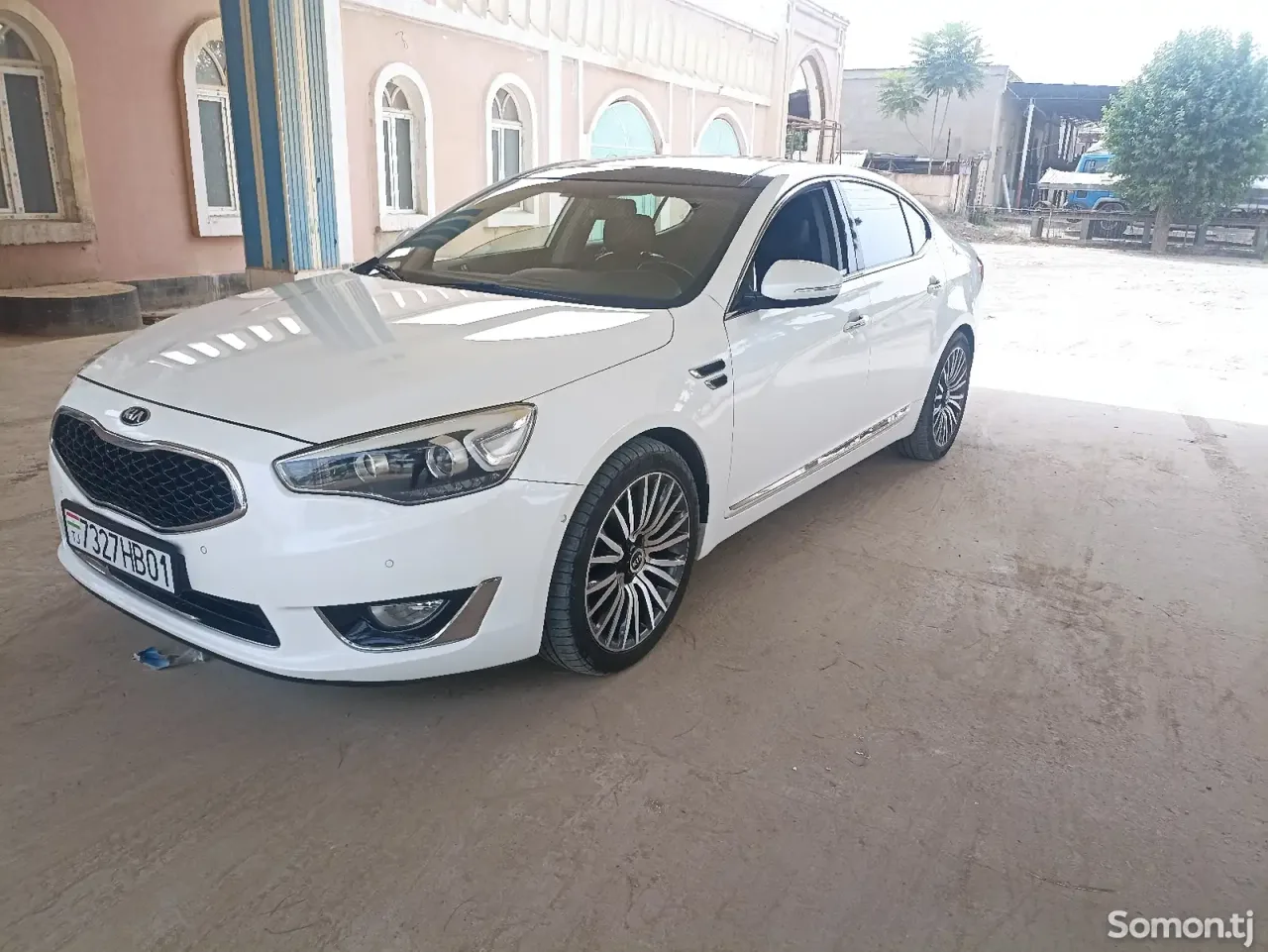 Kia K7 2014 · 2.4 AT