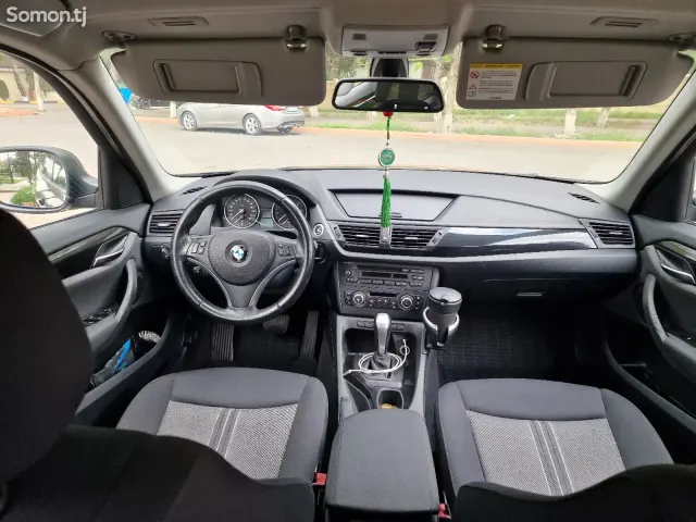 BMW X1 2010 · 2.5 AT