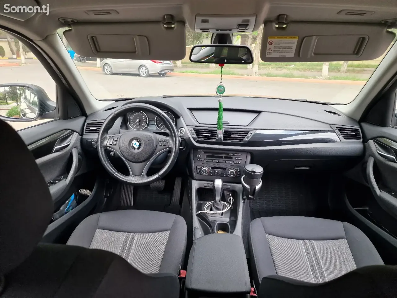 BMW X1 2010 · 2.5 AT