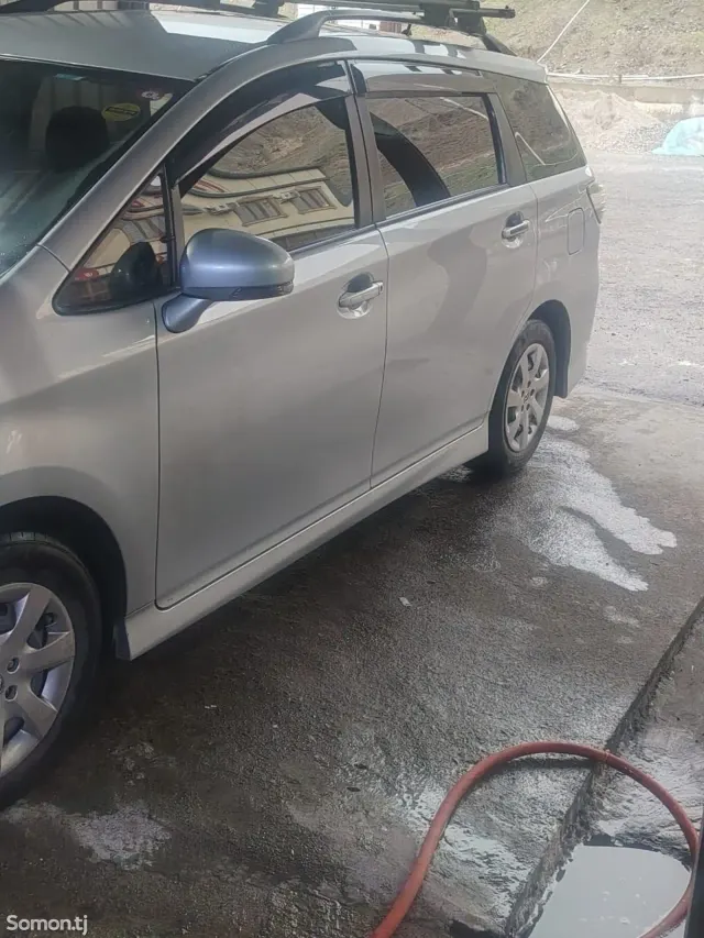 Toyota Wish 2014 · 1.8 AT