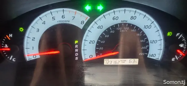 Toyota Camry 2011 · 2.5 AT