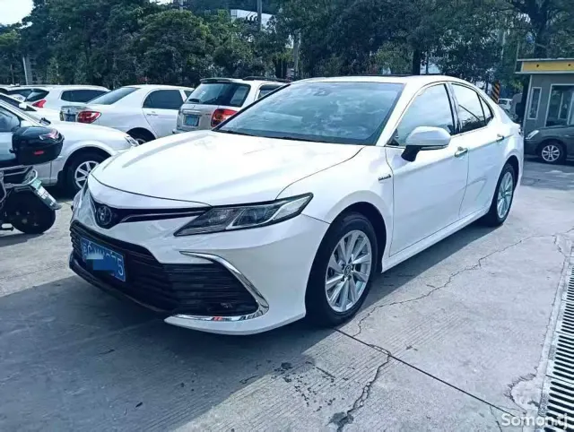 Toyota Camry 2022 · 2.5 AT