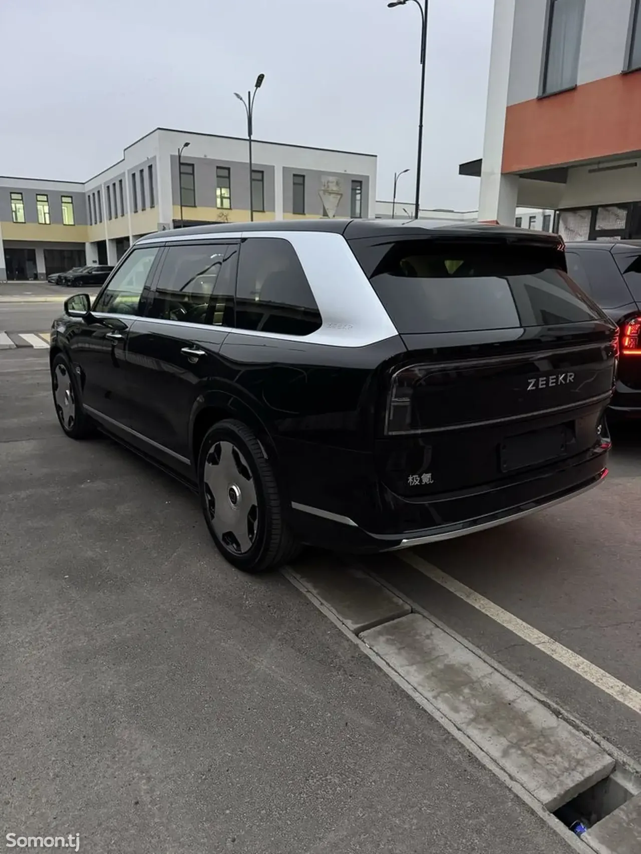 Zeekr X 2025 · 2.0 AMT