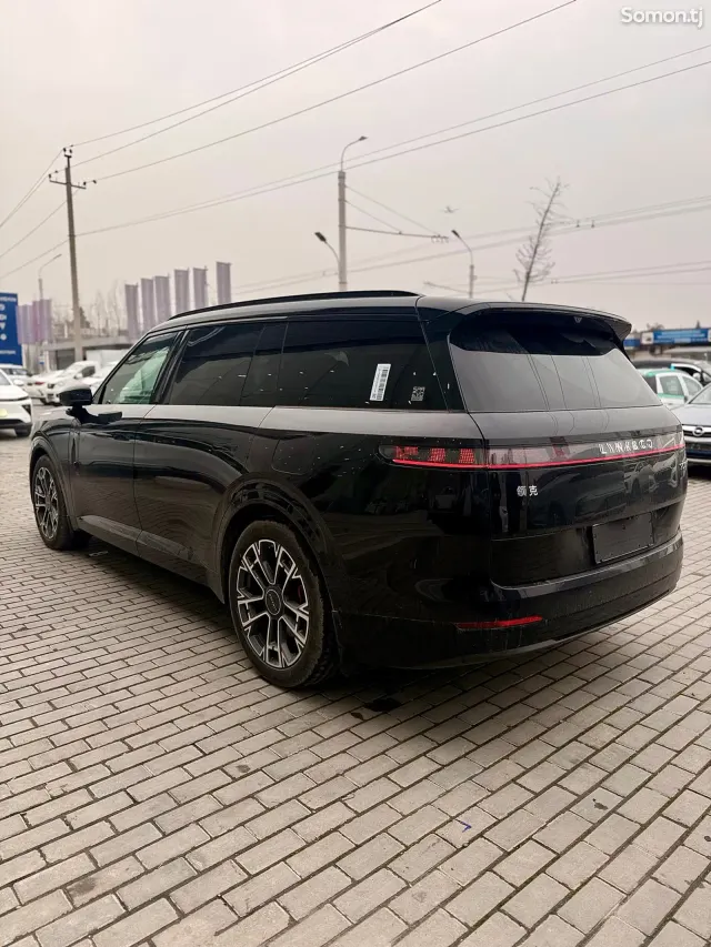 Lynk & Co Другая модель 2026 · AT