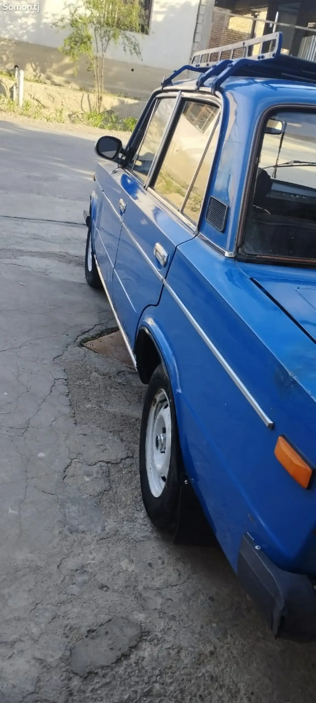 Lada (ВАЗ) 2106 1979 · 1.6 MT