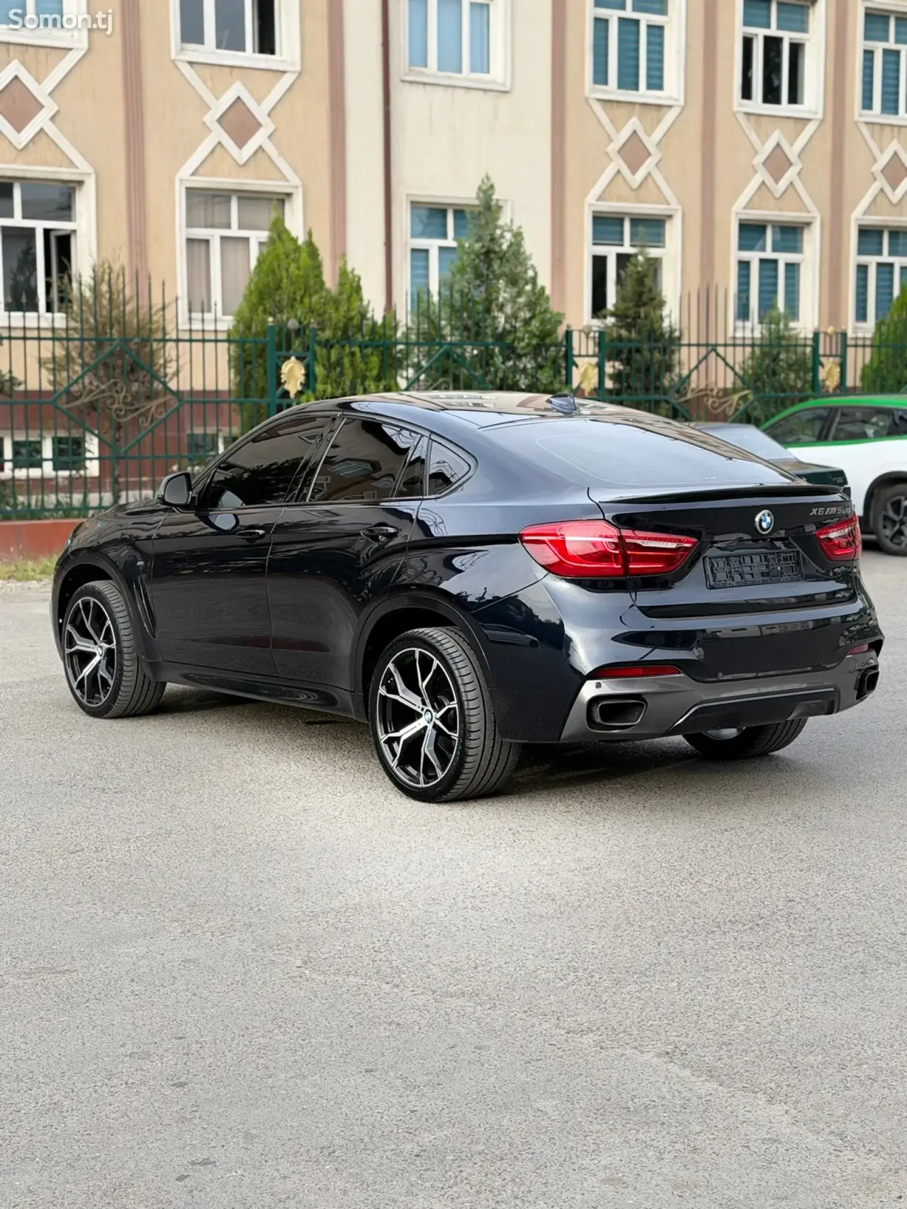BMW X6 2017 · 5.0 AT