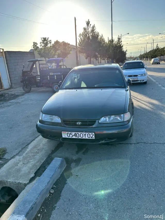Hyundai Sonata 1997 · 2.0 MT