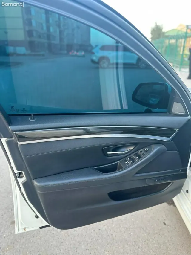 BMW 5 series 2014 · 2.0 AT