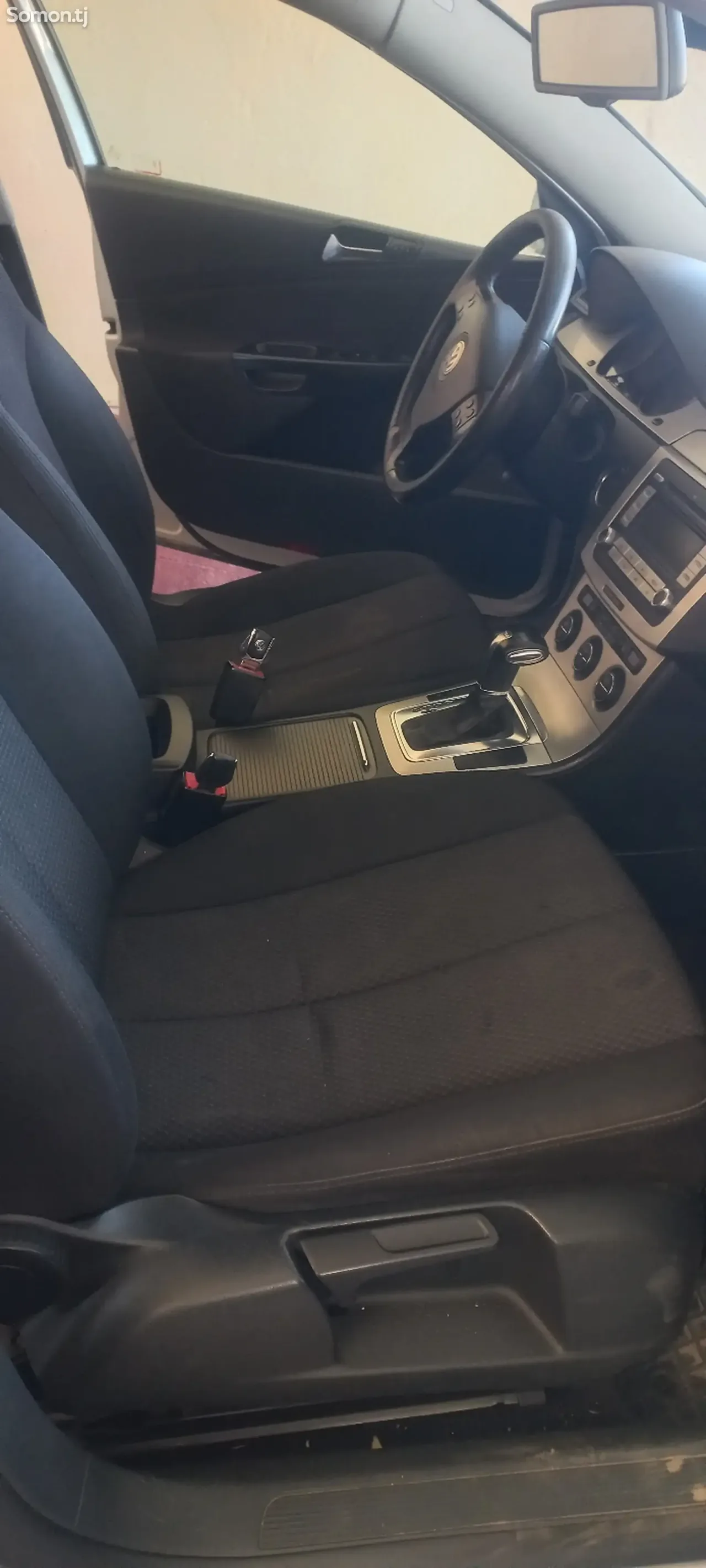 Volkswagen Passat 2008 · 1.6 AT