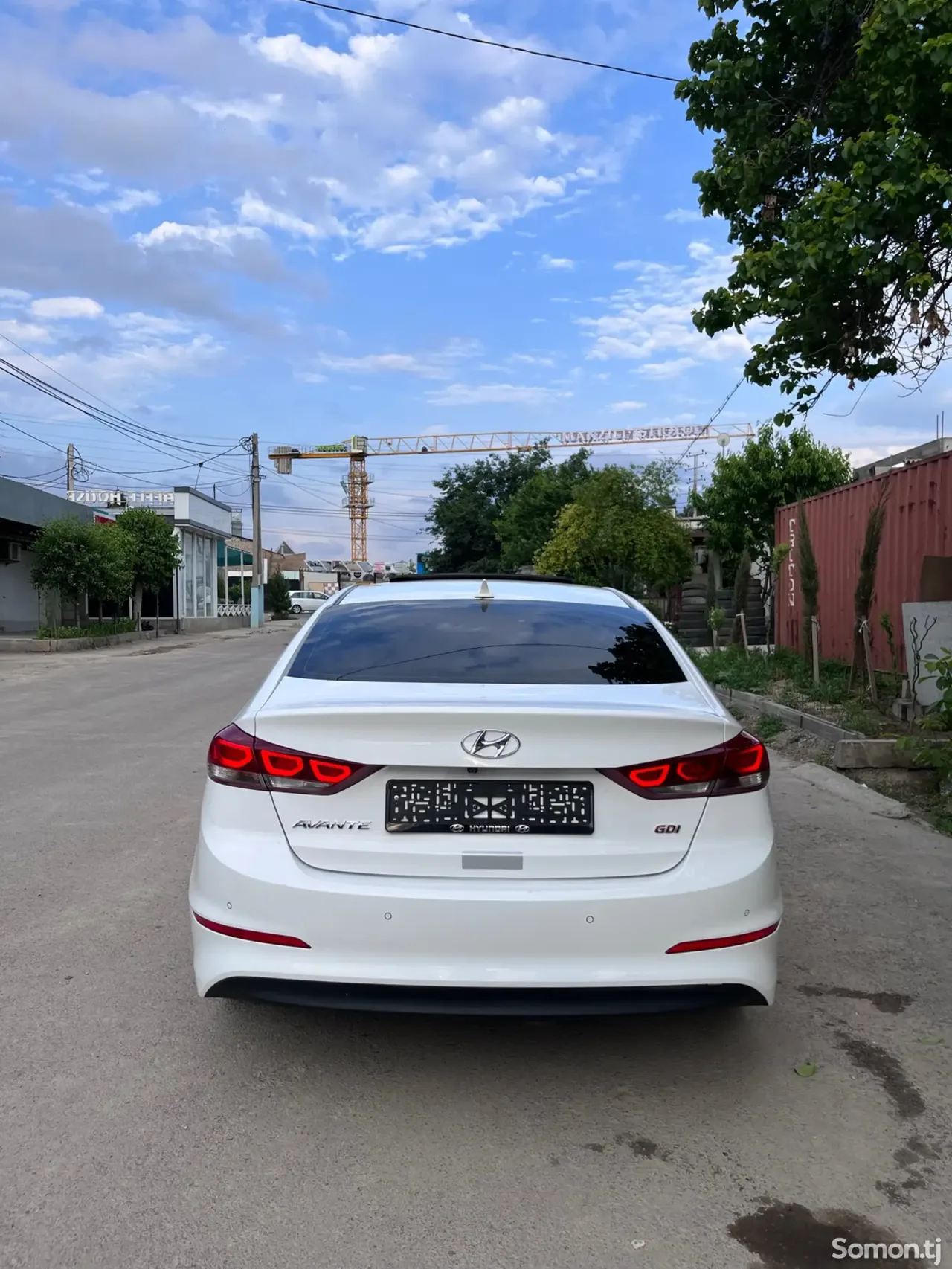 Hyundai Avante 2016 · 1.6 AT