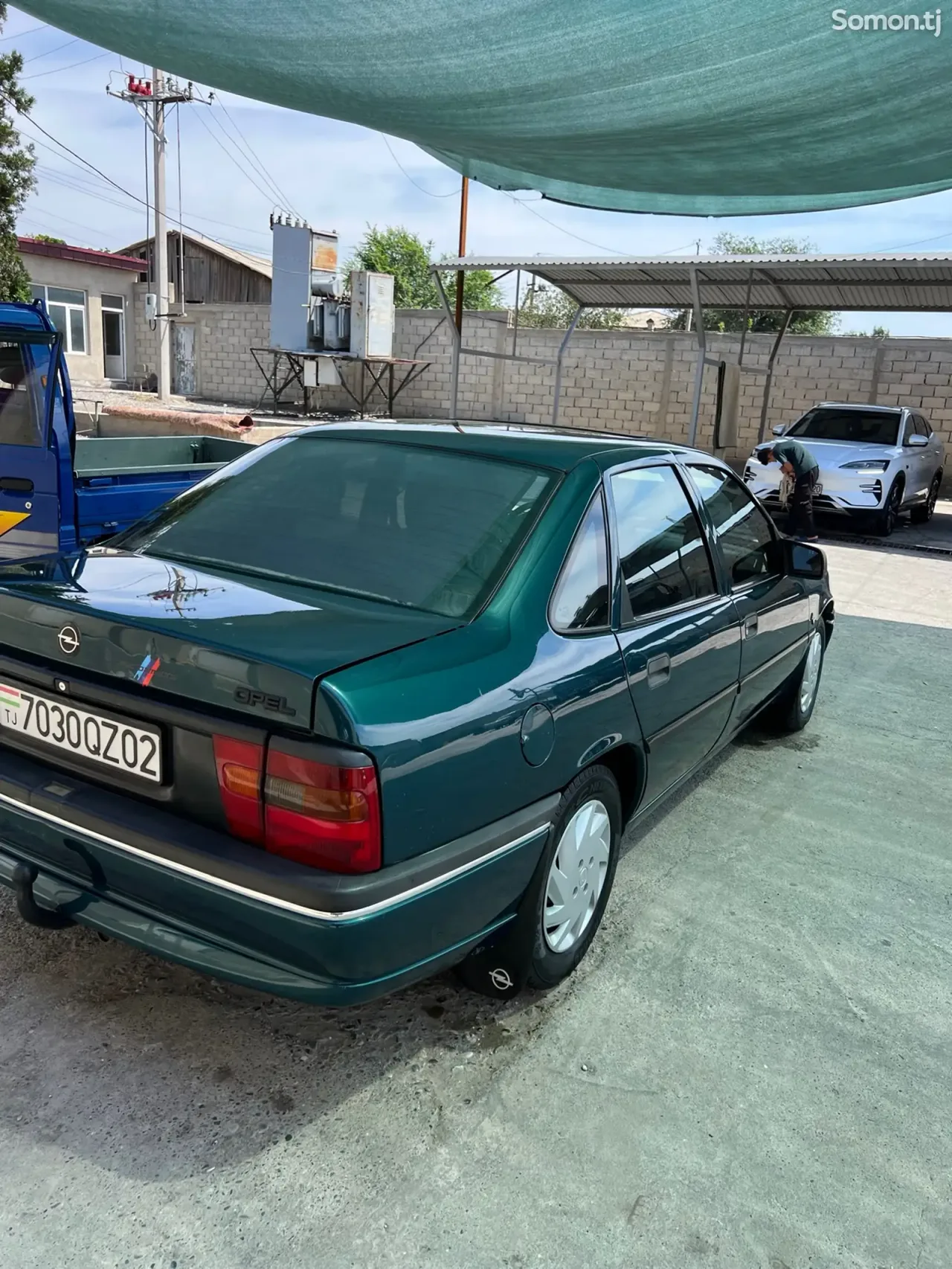 Opel Vectra A 1995 · 1.6 MT