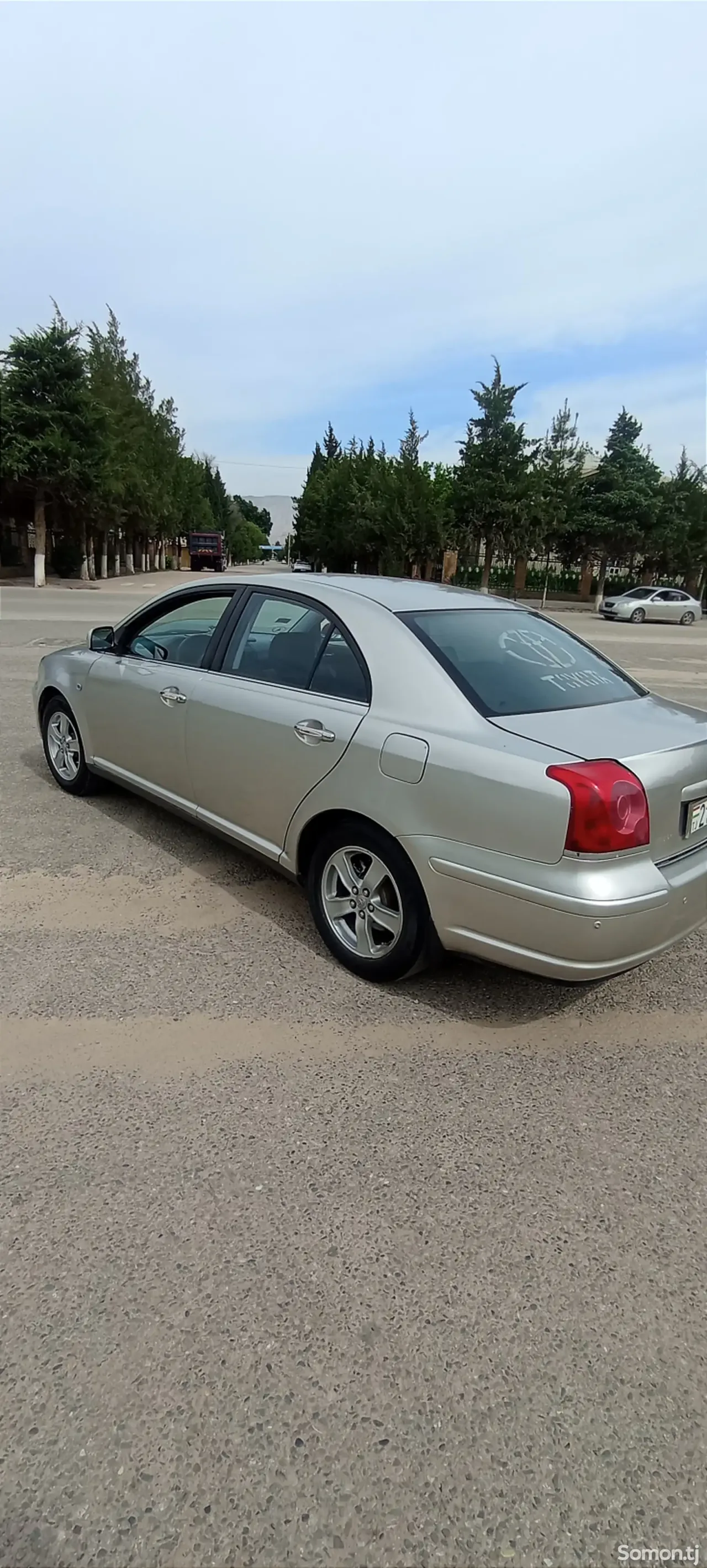 Toyota Avensis 2003 · 1.6 MT
