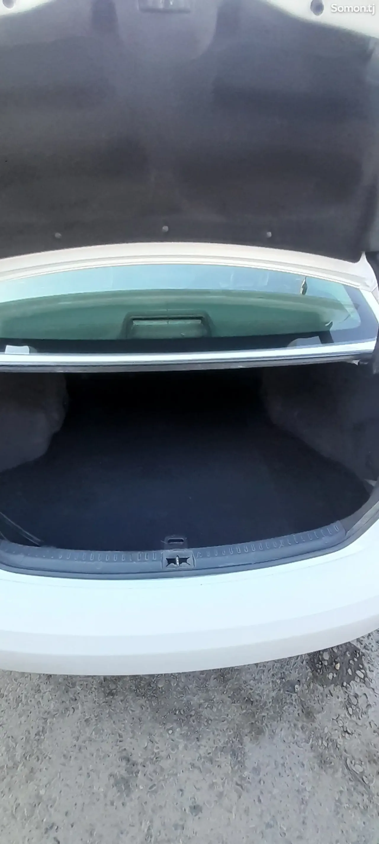 Toyota Avensis 2012 · 1.8 AT