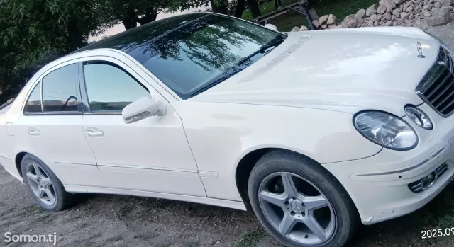 Mercedes-Benz E class 2003 · 2.4 AT