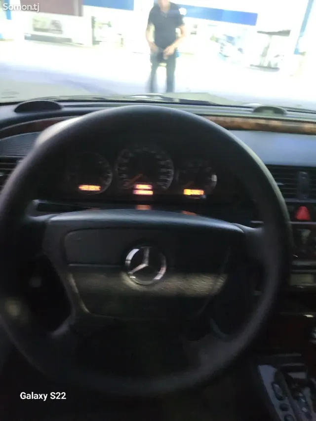 Mercedes-Benz C class 2000 · 2.0 AT