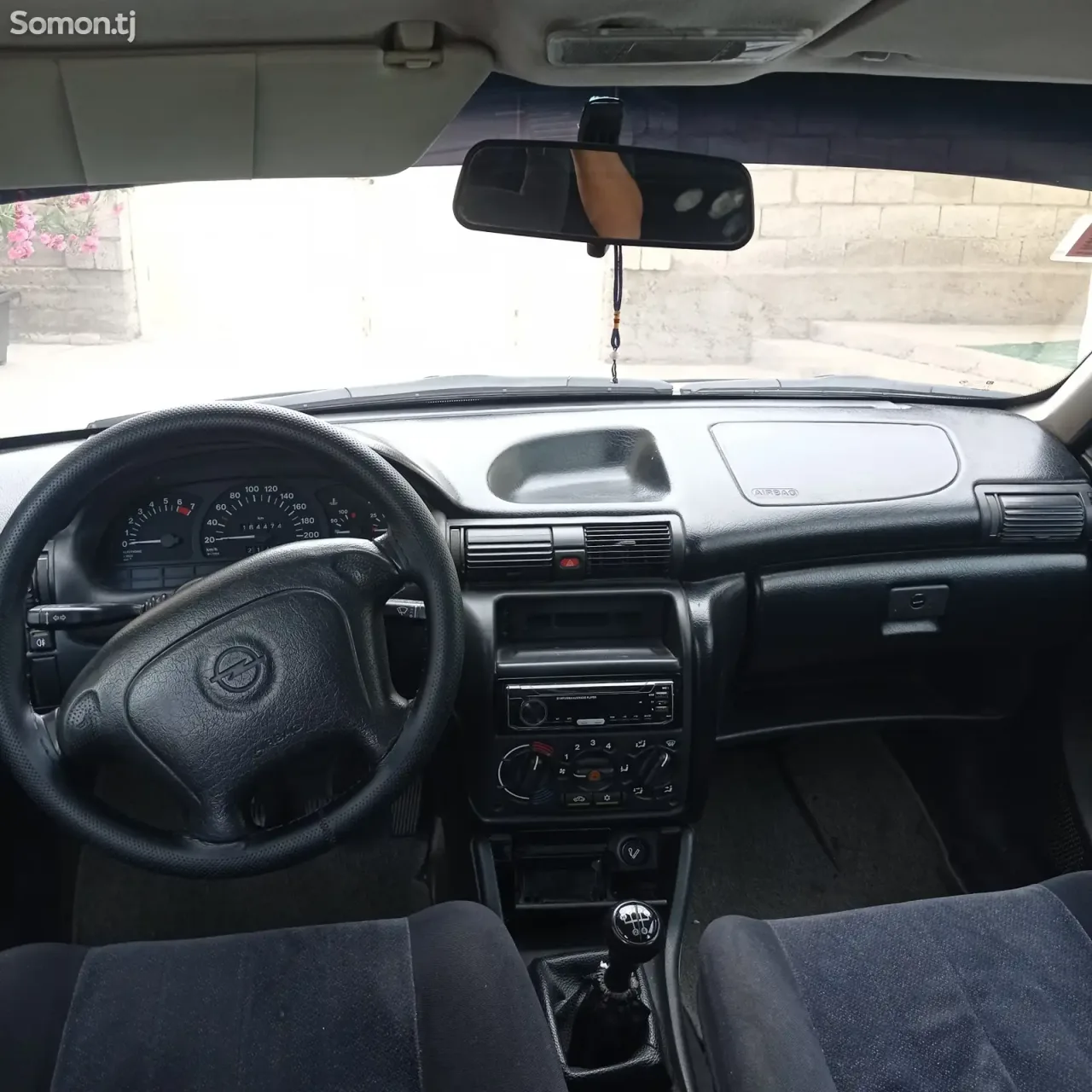 Opel Astra F 1996 · 1.6 MT