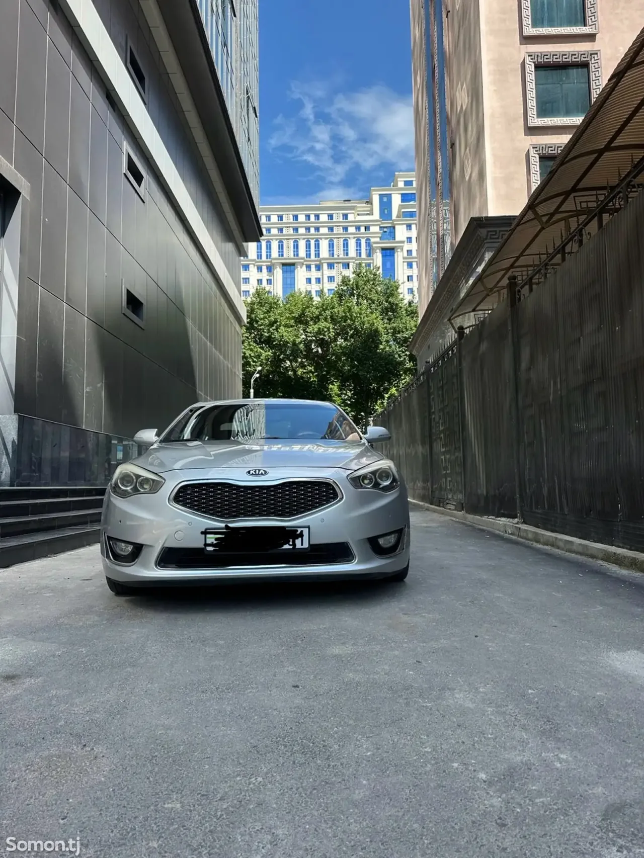 Kia K7 2010 · 3.5 AT