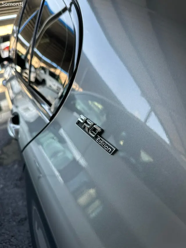 BMW 5 series 2016 · 2.0 AT
