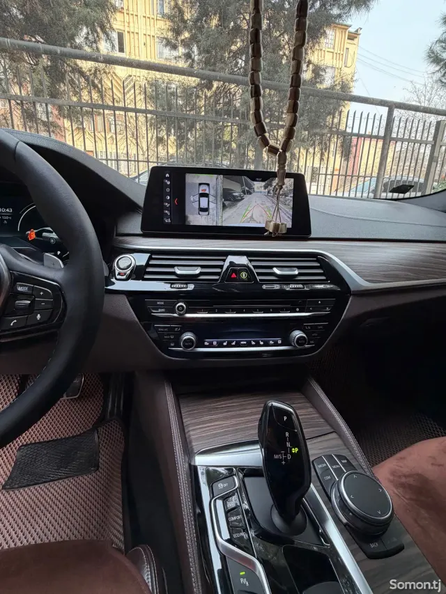 BMW 5 series 2017 · 2.0 AT