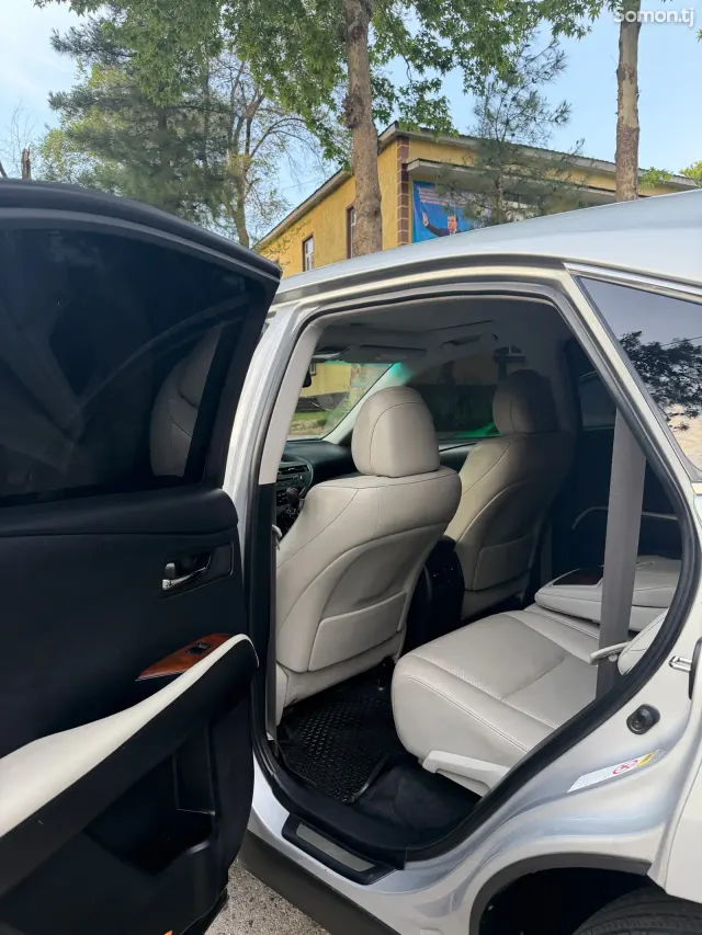 Lexus RX series 2011 · 4.5 AT