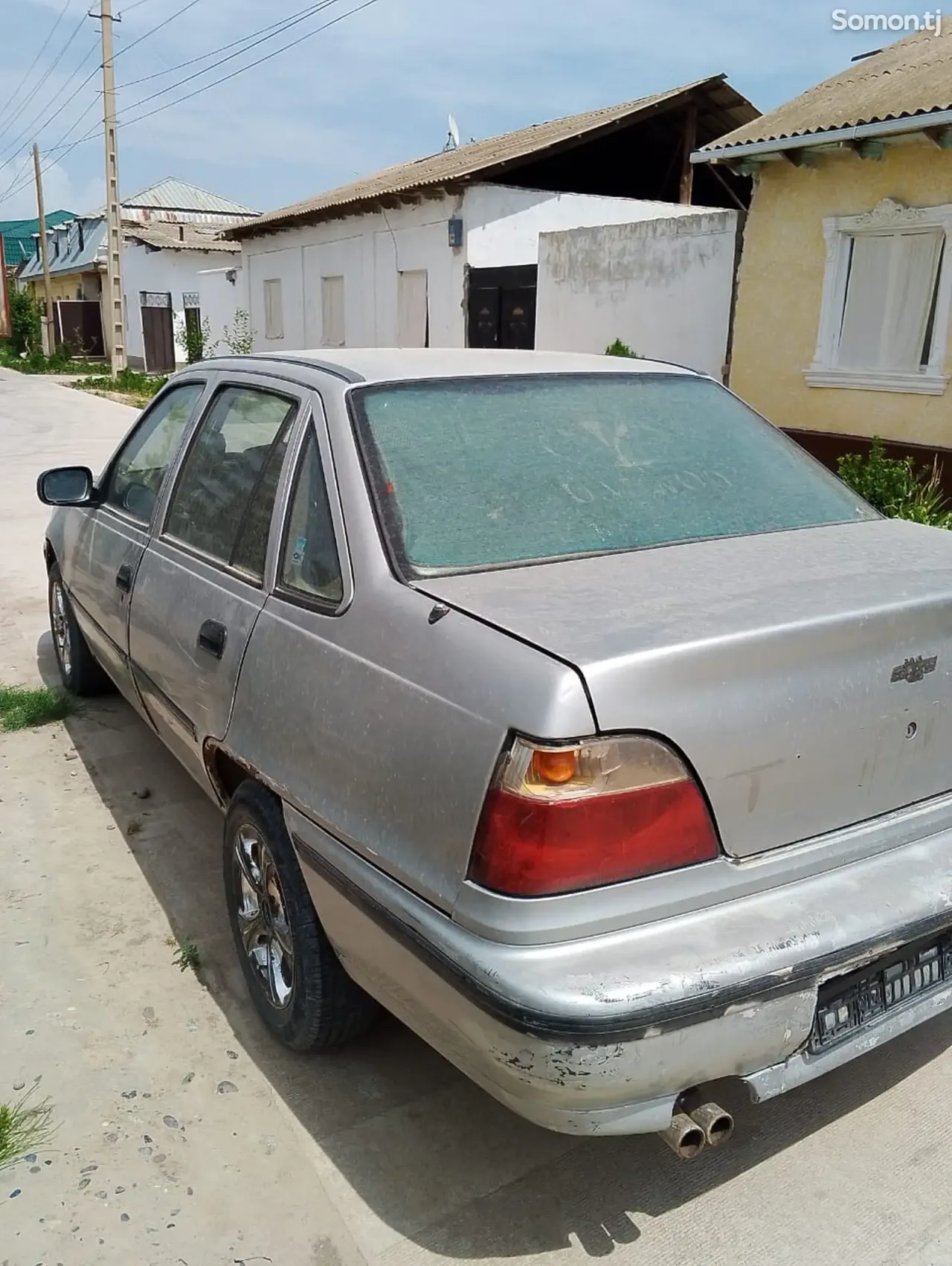 Daewoo Nexia 1994 · 1.6 MT