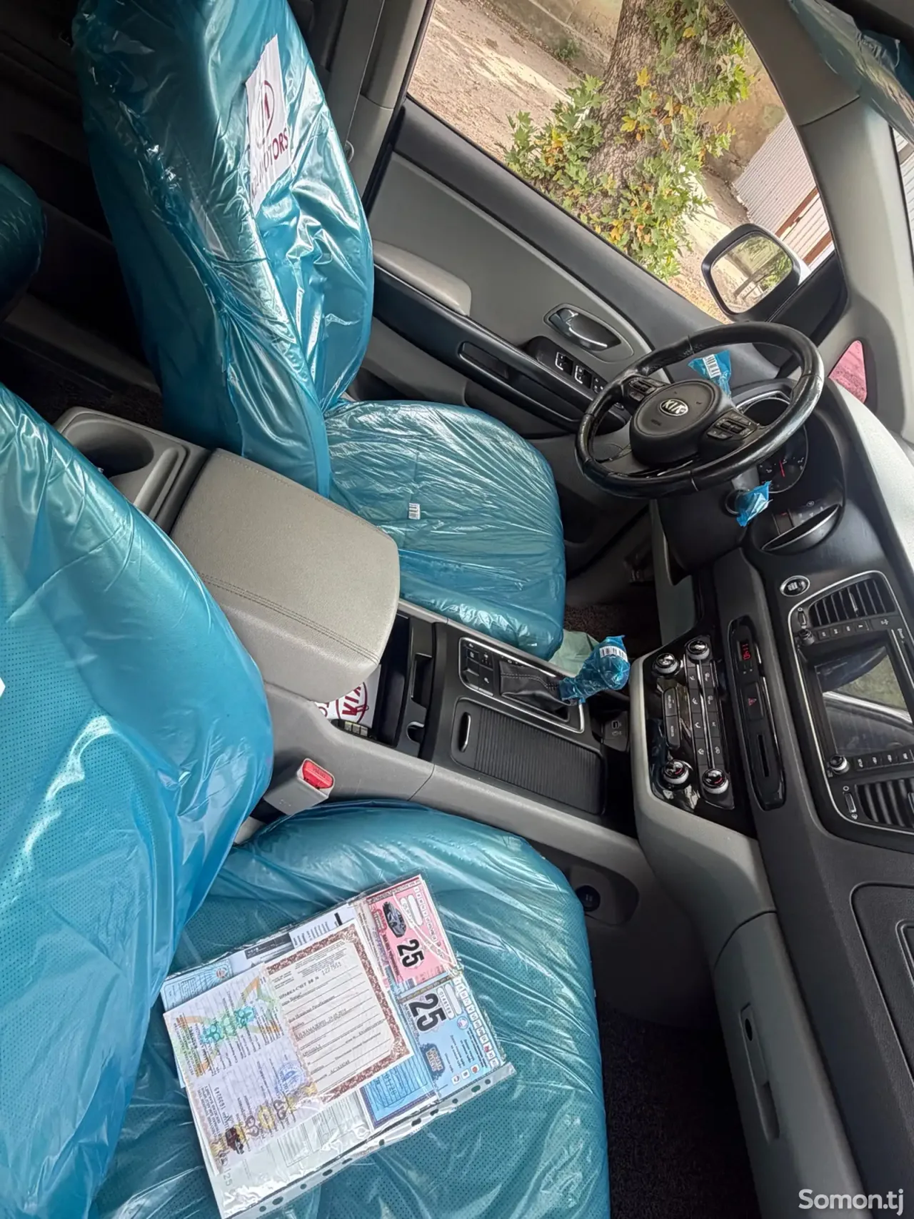 Kia Carnival 2014 · 2.2 AT