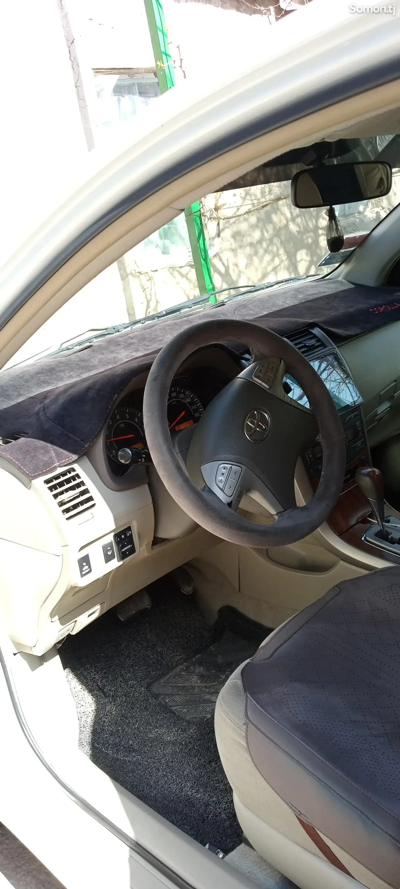 Toyota Axio 2011 · 1.8 AT