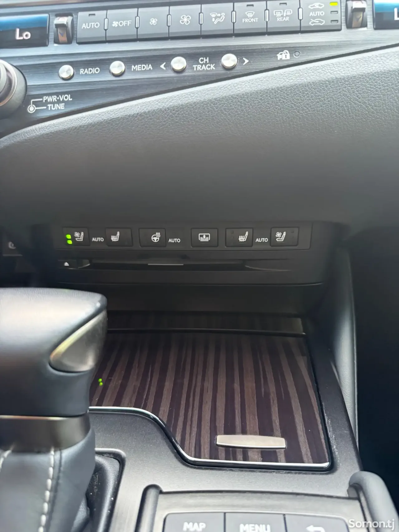Lexus ES series 2021 · 2.5 AT