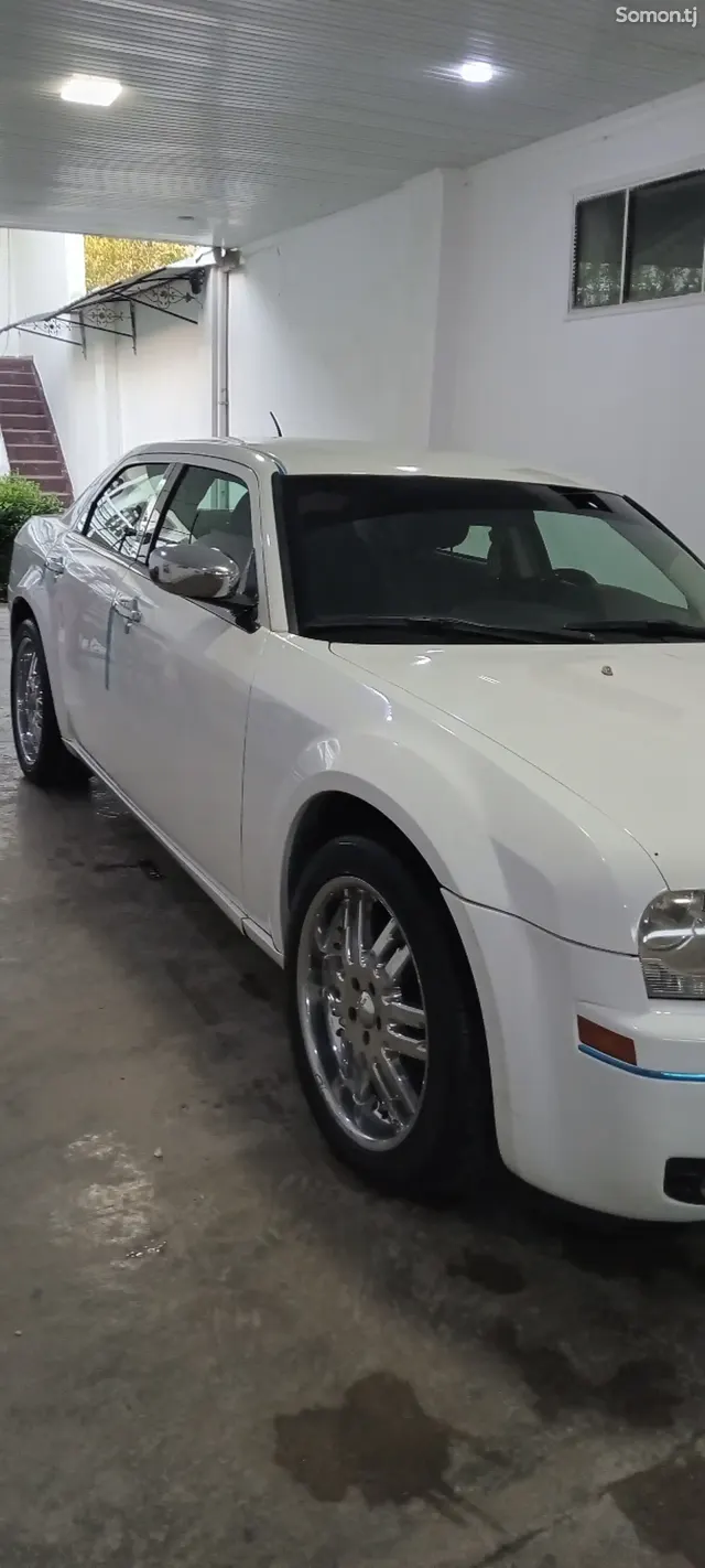 Chrysler 300C 2008 · 2.7 AT