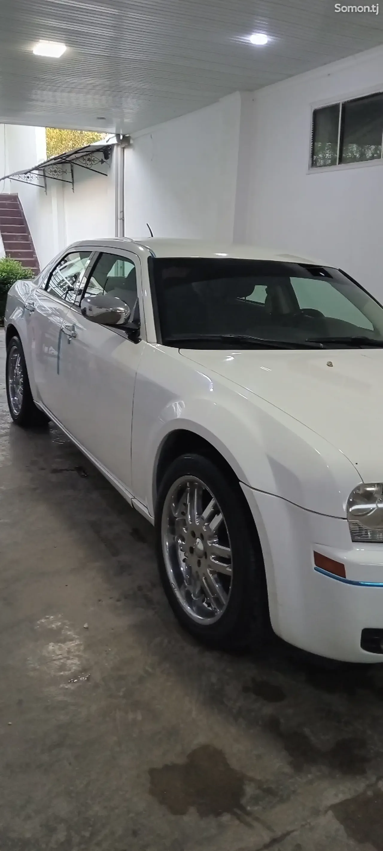Chrysler 300C 2008 · 2.7 AT